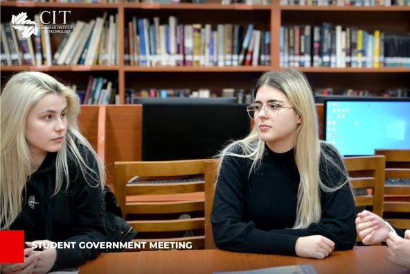 STUDENT GOVERNMENT | MEETING